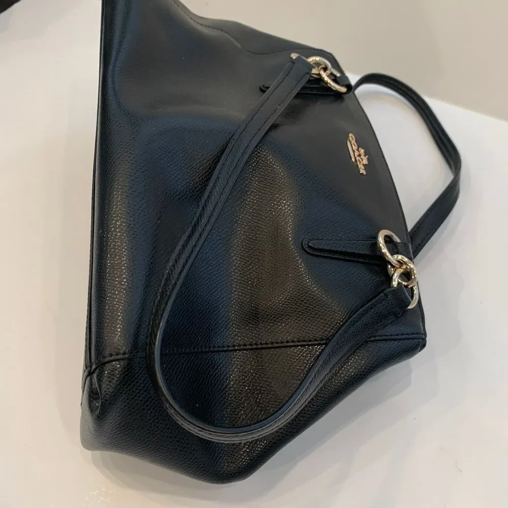 Coach Black Leather Satchel Handbag with‎ Gold Hardware Double Zip Crossbody